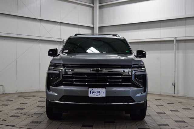 2026 Chevrolet Tahoe LT photo 2
