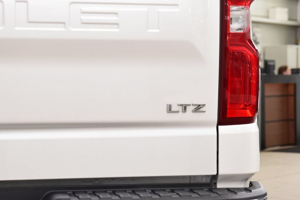 2022 Chevrolet Silverado 1500 LTZ - Photo 26