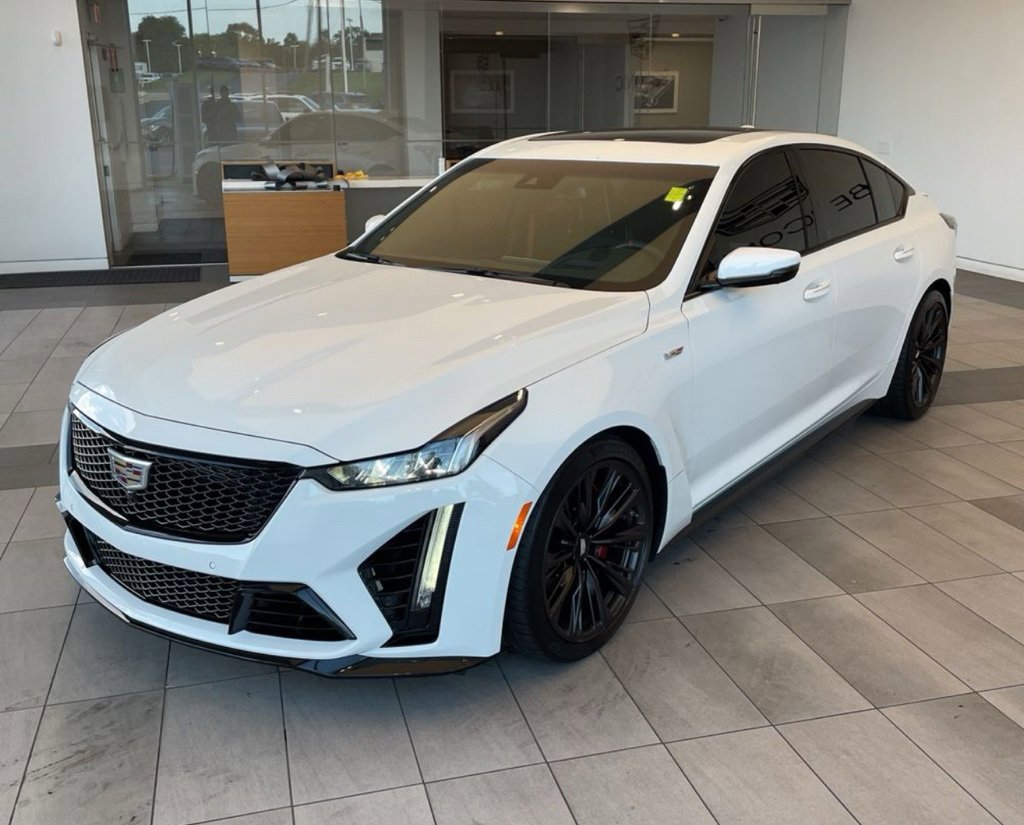 2023 Cadillac CT5 photo 4