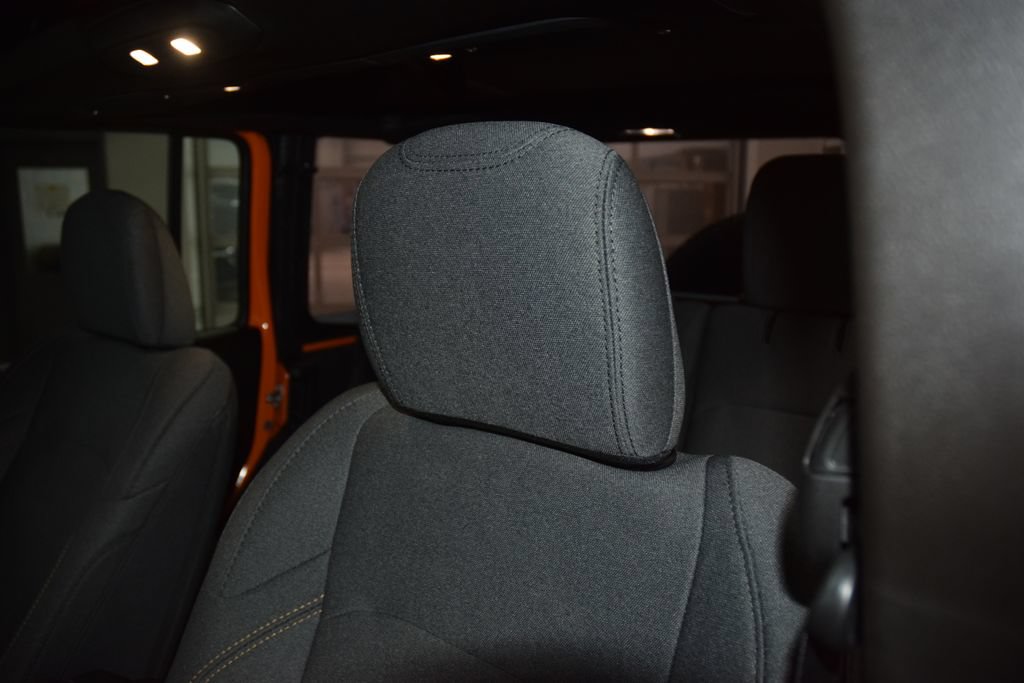 2025 Jeep Wrangler 4-Door Sport - Photo 37