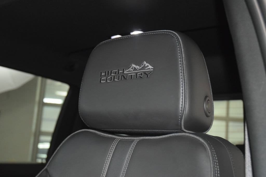2022 Chevrolet Silverado 2500HD High Country - Photo 45
