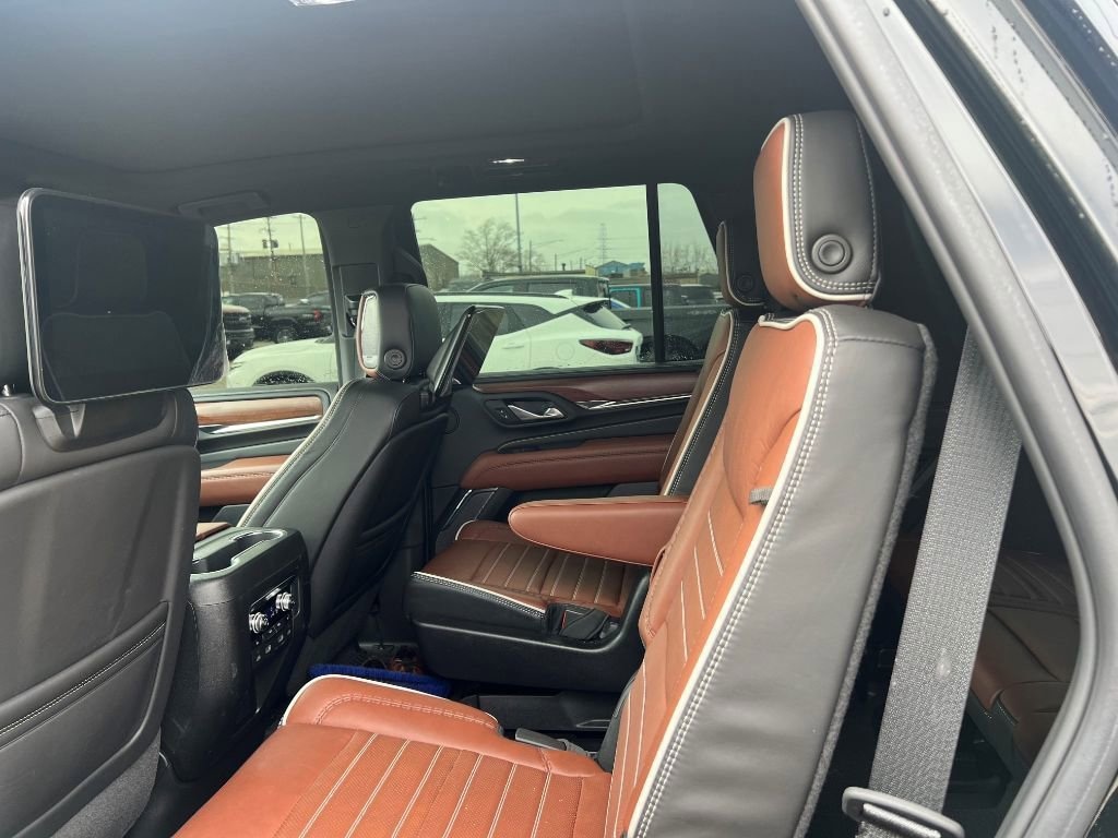 Used 2024 GMC Yukon Denali Ultimate SUV