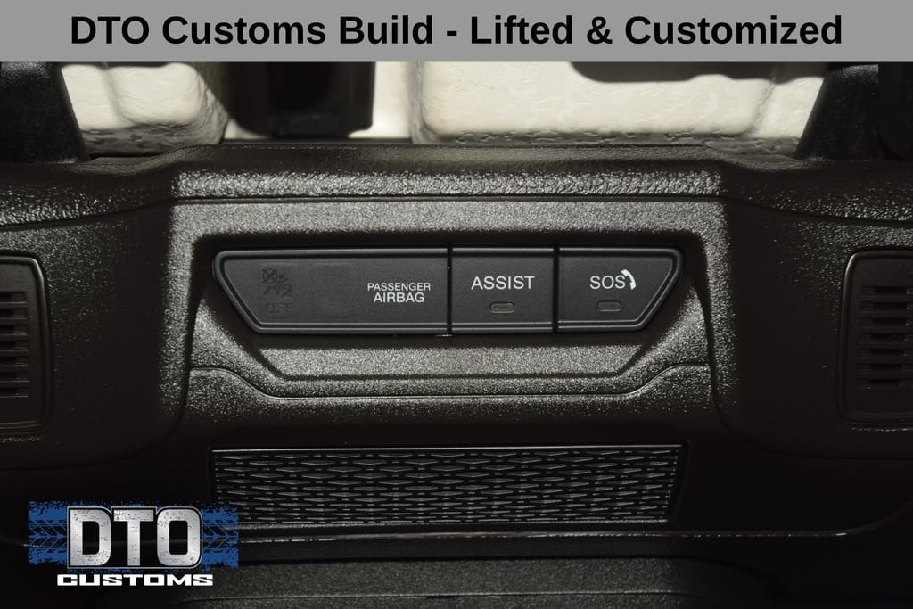 2024 Jeep Wrangler 4-Door Sahara - Photo 42