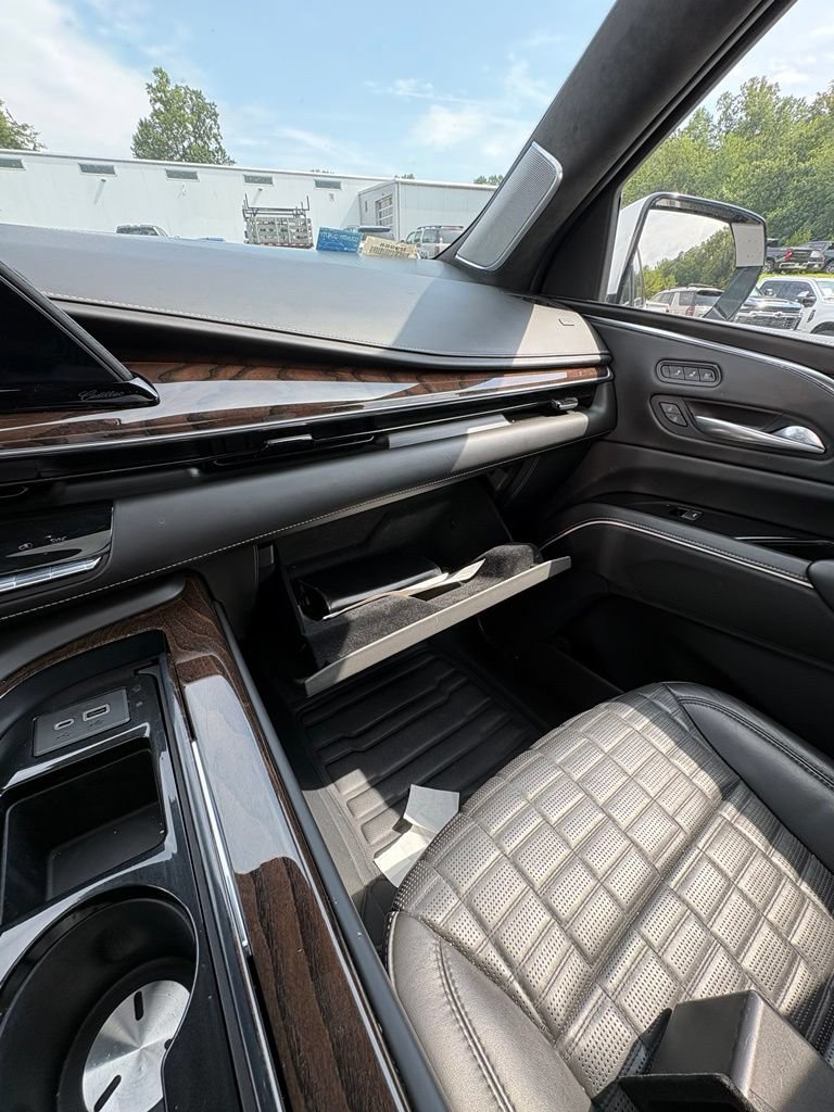 2023 Cadillac Escalade ESV Sport Platinum - Photo 18