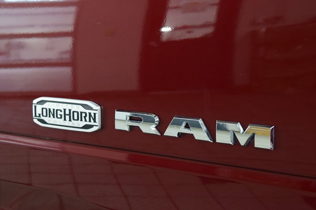 2021 RAM Ram 3500 Pickup Longhorn - Photo 18