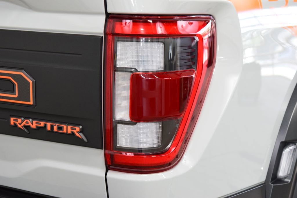 2023 Ford F-150 Raptor - Photo 21