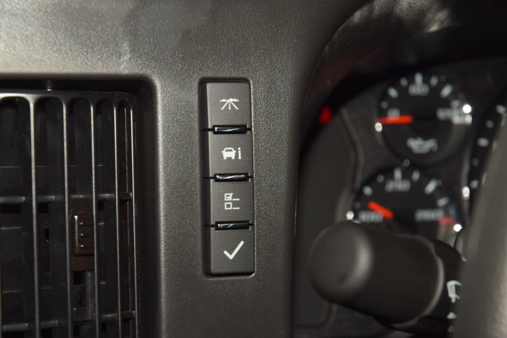 2026 Chevrolet Express Passenger LS - Photo 30