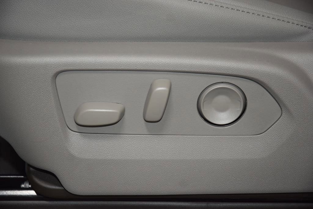2026 Chevrolet Silverado 1500 RST - Photo 40