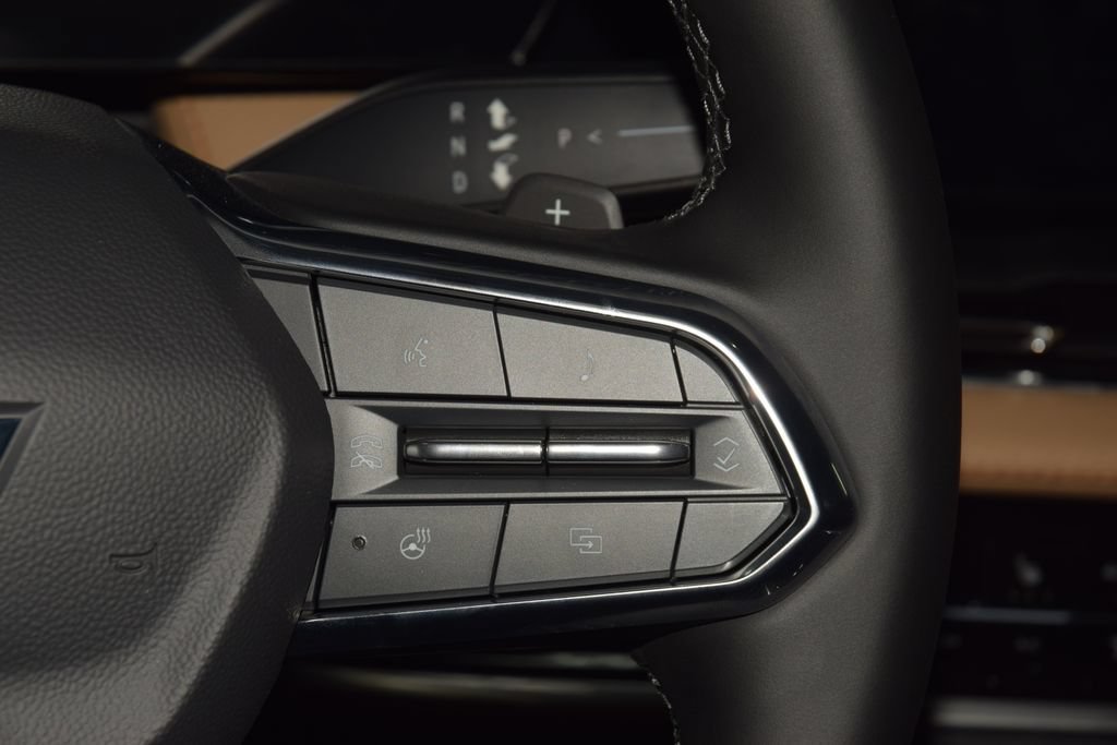 2027 Chevrolet Equinox ACTIV - Photo 38