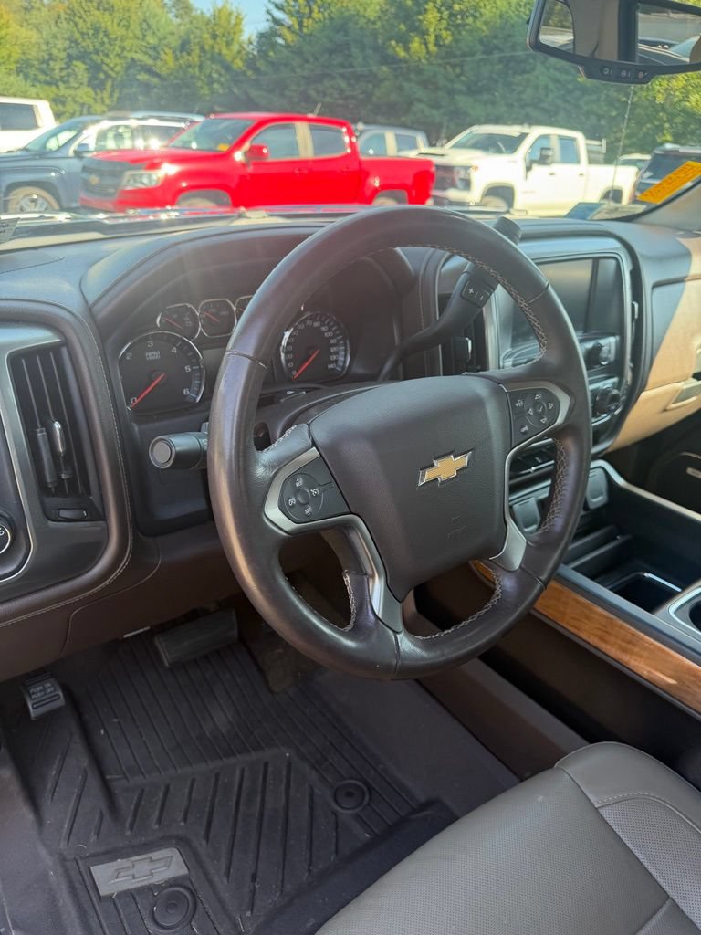 2017 Chevrolet Silverado 1500 LTZ - Photo 12