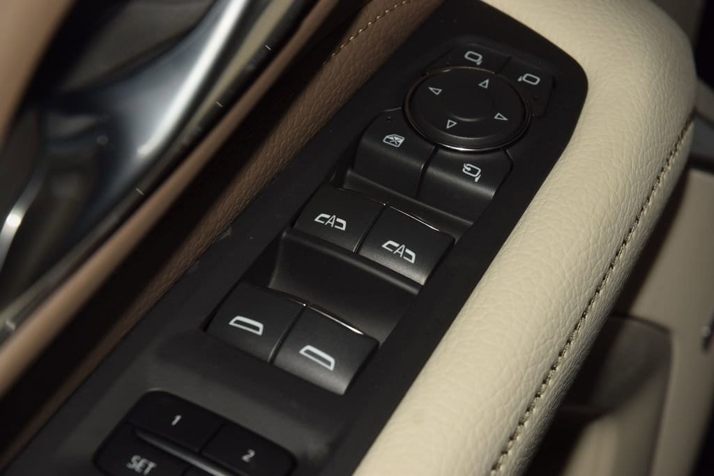 2024 GMC Yukon Denali - Photo 51