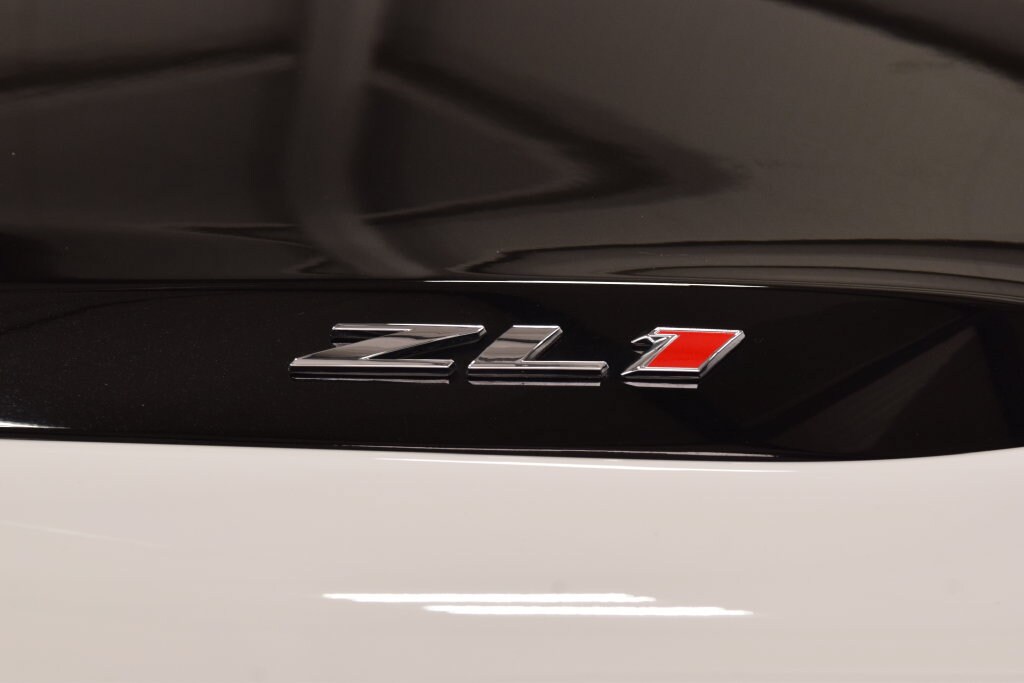 2023 Chevrolet Camaro ZL1 - Photo 19