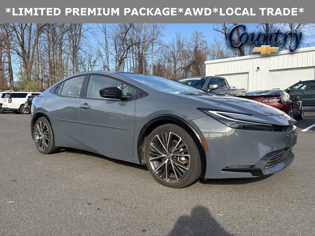 2023 Toyota Prius Limited's photo