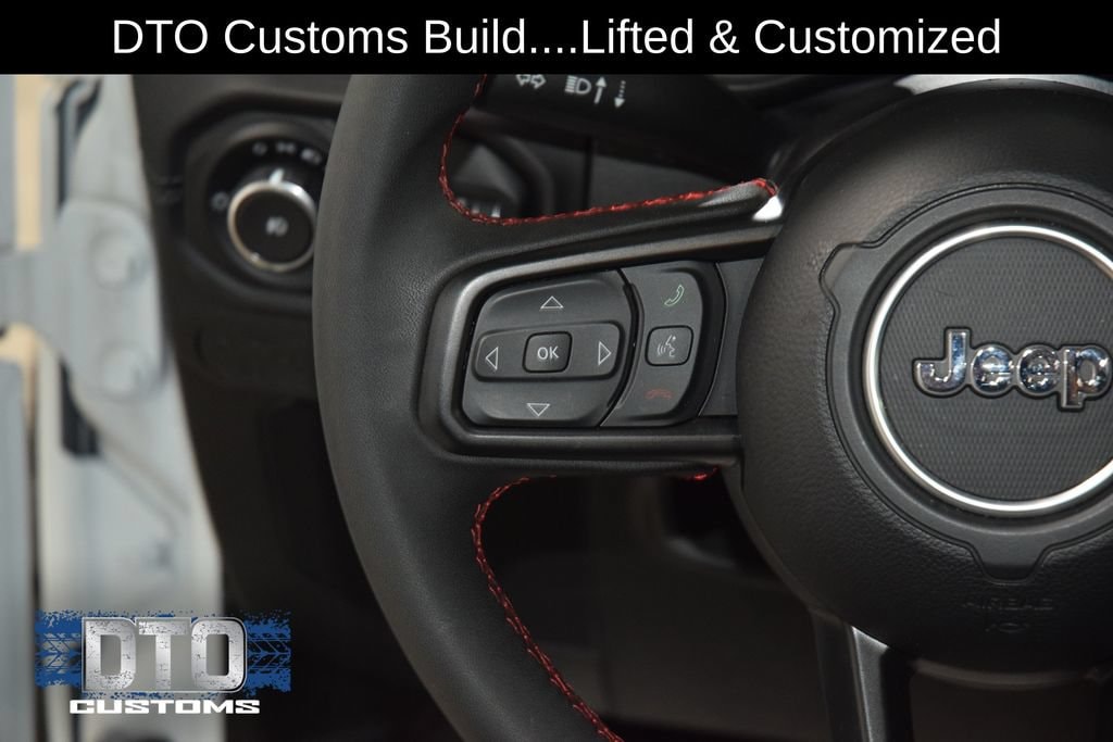 2025 Jeep Wrangler 4-Door Rubicon - Photo 36