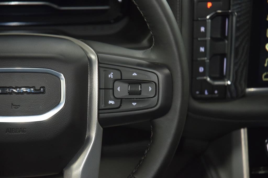 2024 GMC Yukon XL Denali - Photo 35