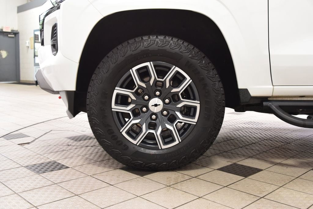 2024 Chevrolet Colorado Z71 - Photo 27