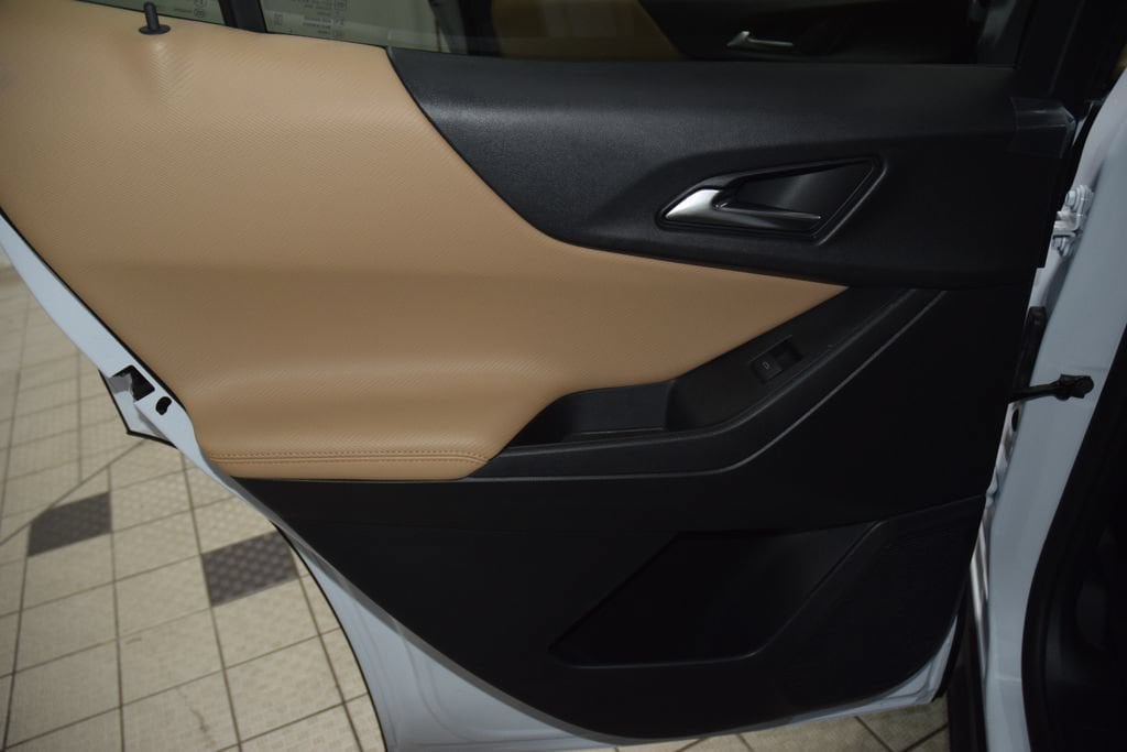 2027 Chevrolet Equinox ACTIV - Photo 45