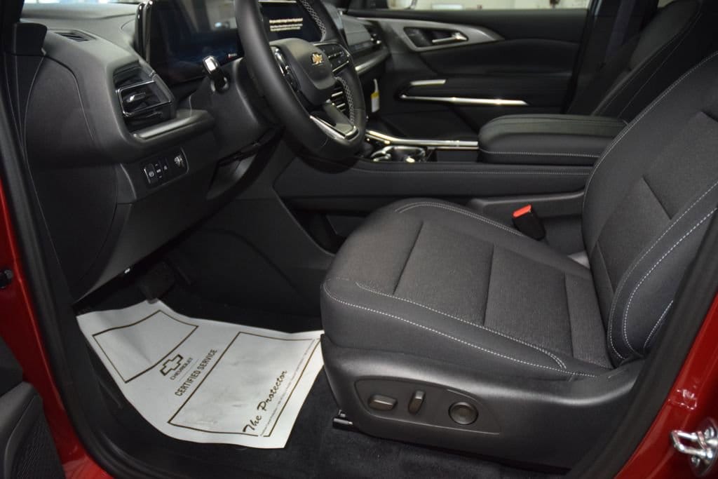 2026 Chevrolet Traverse LT - Photo 36