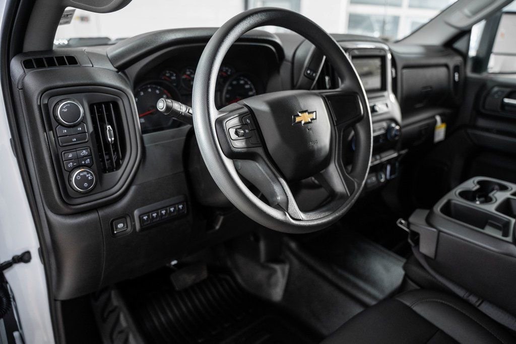 2025 Chevrolet Silverado 3500 HD Work Truck - Photo 27