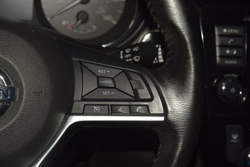 2018 Nissan Rogue SV - Photo 38