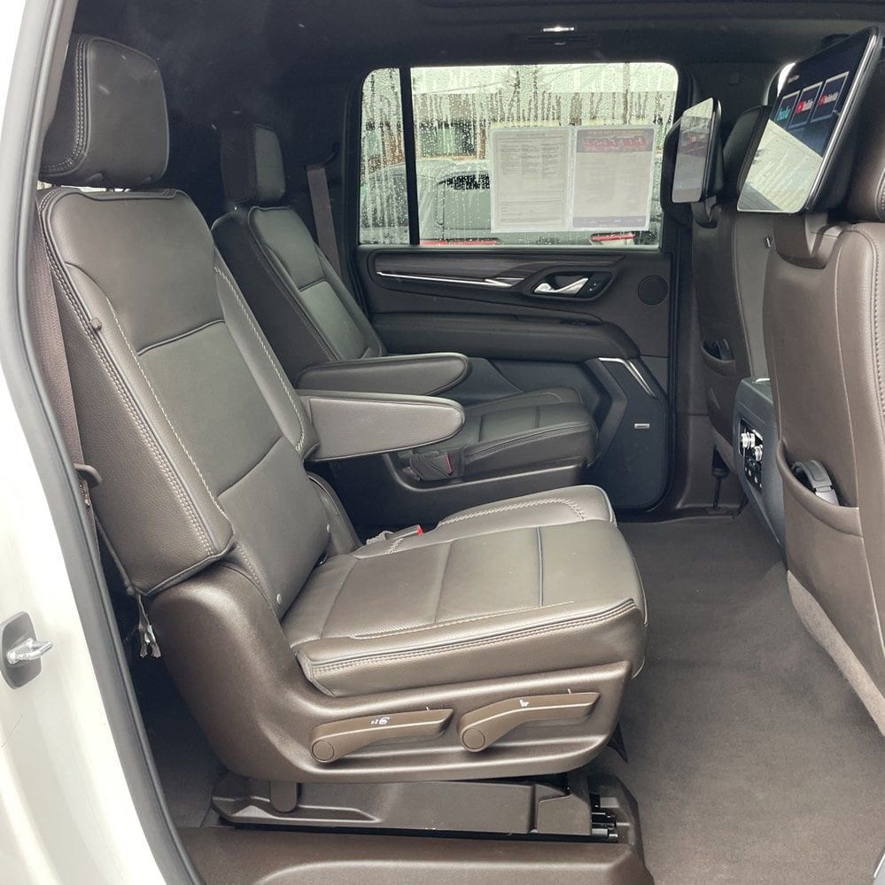 2024 GMC Yukon XL Denali - Photo 17