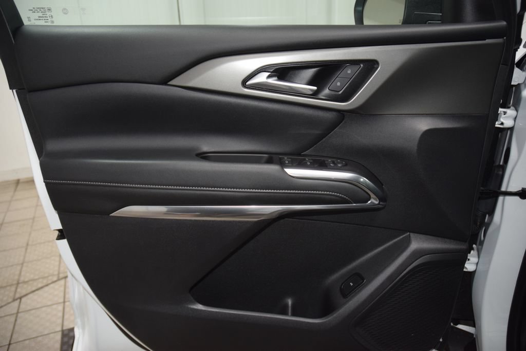 2024 Chevrolet Traverse LS - Photo 43
