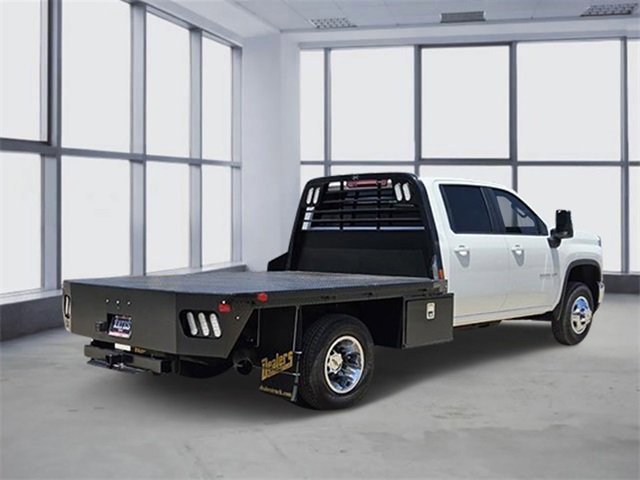2024 Chevrolet Silverado 3500HD LT photo 3
