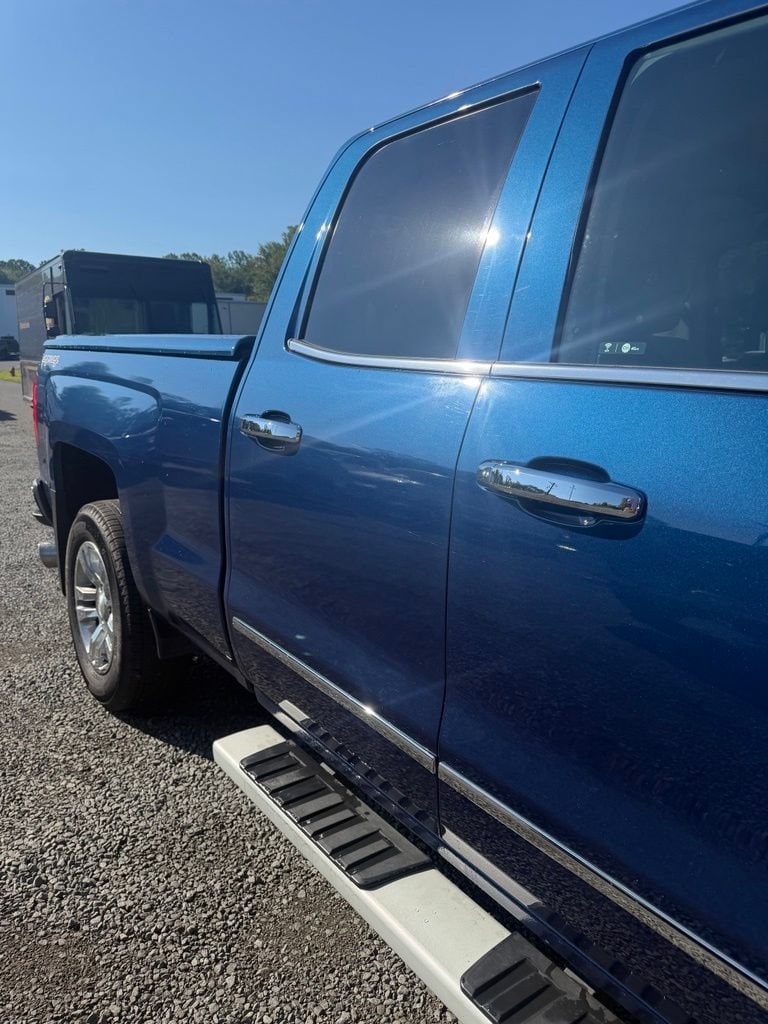 2017 Chevrolet Silverado 1500 LTZ - Photo 5