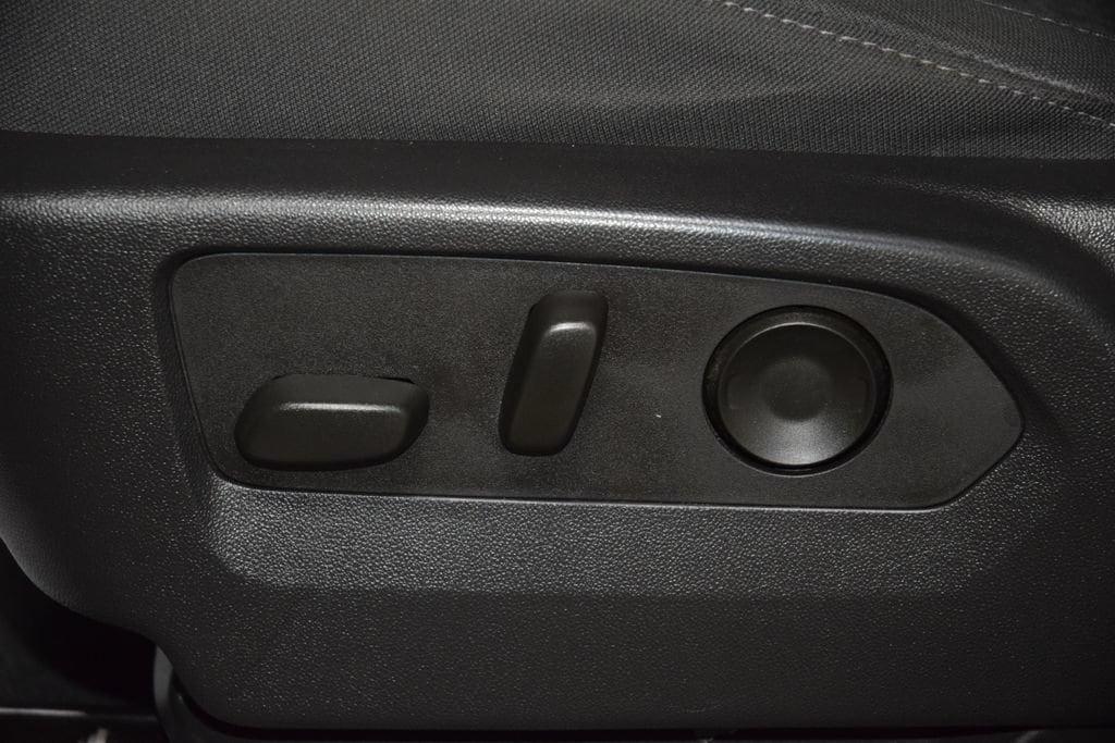 2023 Chevrolet Silverado 1500 Custom - Photo 38