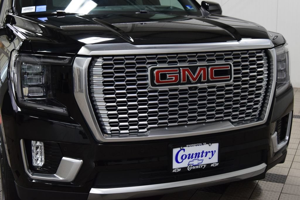 2024 GMC Yukon Denali - Photo 13