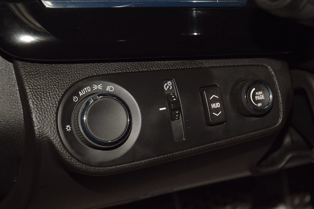 2017 Chevrolet SS Base - Photo 37