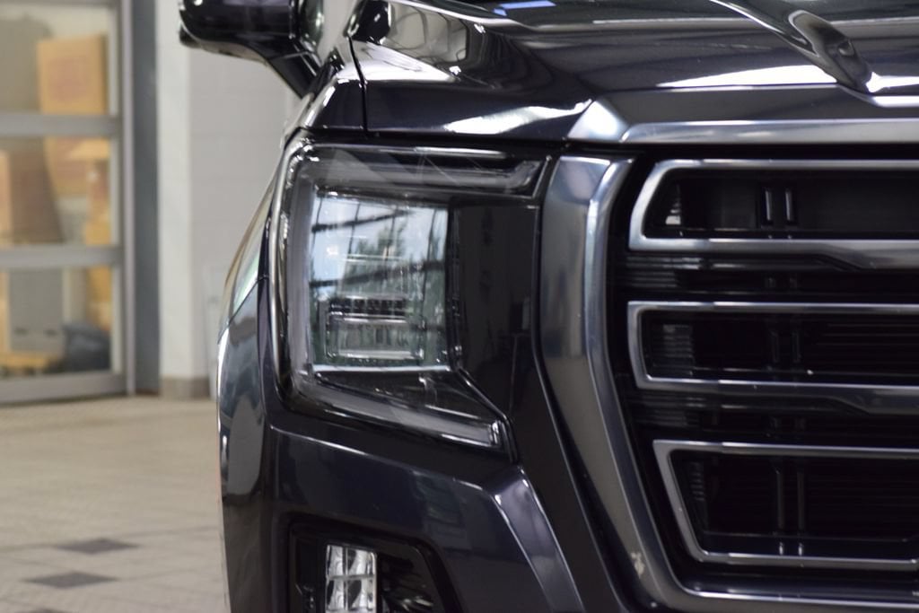2023 GMC Yukon XL AT4 - Photo 12