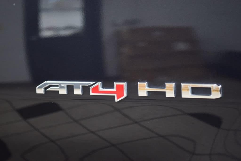 2024 GMC Sierra 2500HD AT4 - Photo 18