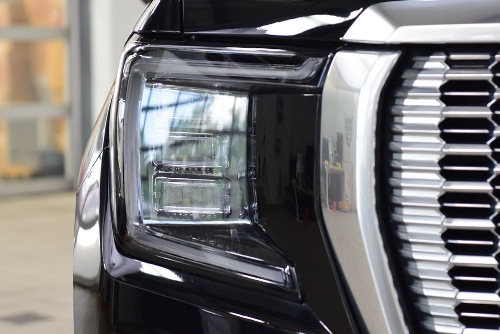 2023 GMC Yukon XL Denali - Photo 12