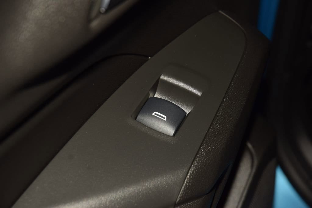 2025 Chevrolet Trax LT - Photo 41