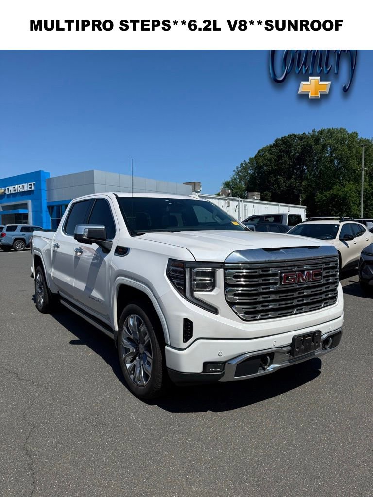 2023 GMC Sierra 4WD Crew Cab Short Box Denali's photo