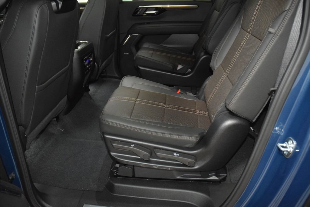 2026 Chevrolet Suburban High Country - Photo 42