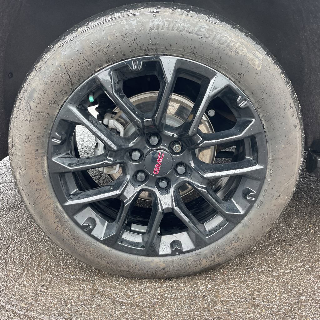 2024 GMC Yukon XL Denali - Photo 12