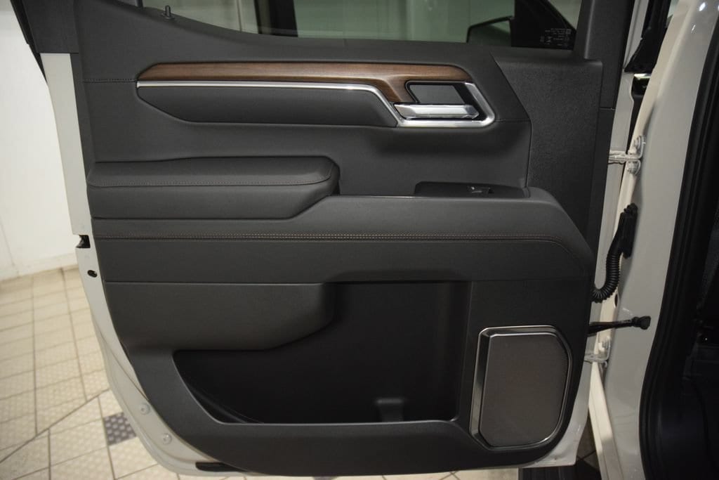 2026 Chevrolet Silverado 1500 High Country - Photo 47
