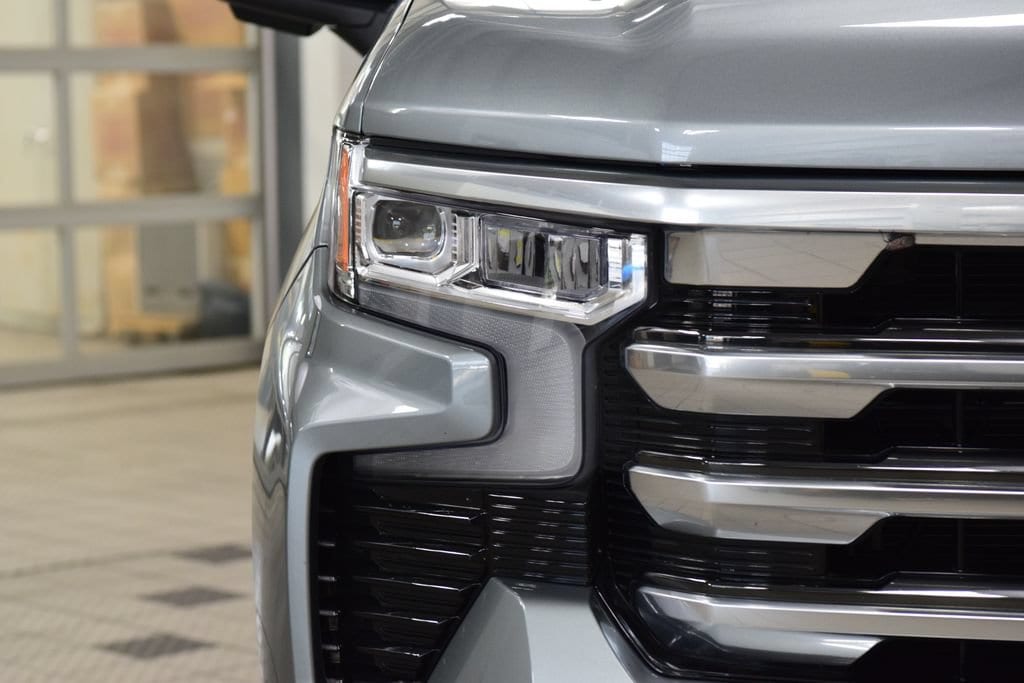 2025 Chevrolet Silverado 1500 High Country - Photo 12
