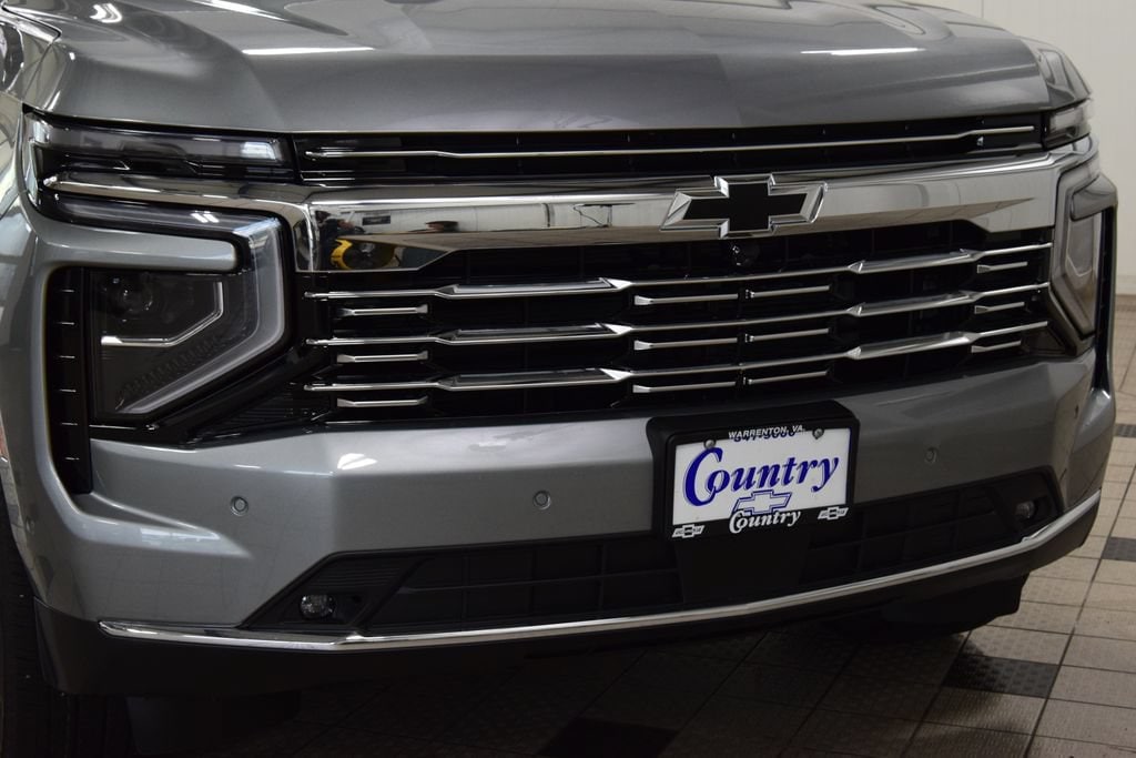 2026 Chevrolet Suburban Premier - Photo 13