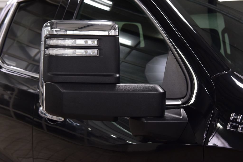 2024 Chevrolet Silverado 1500 High Country - Photo 17