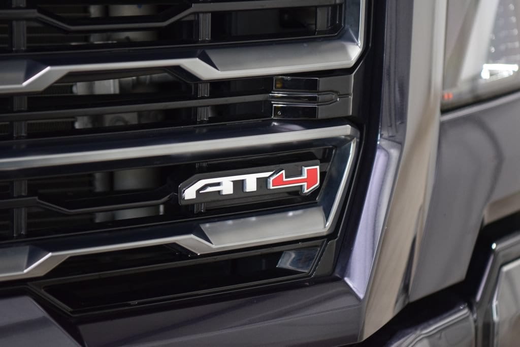 2024 GMC Sierra 2500HD AT4 - Photo 15