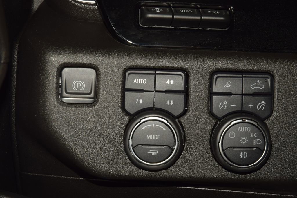2024 Chevrolet Silverado 3500HD High Country - Photo 35