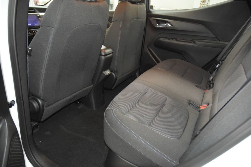 2027 Chevrolet Bolt LT - Photo 35