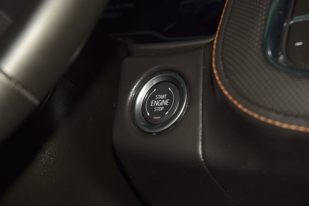 2024 GMC Yukon AT4 - Photo 36