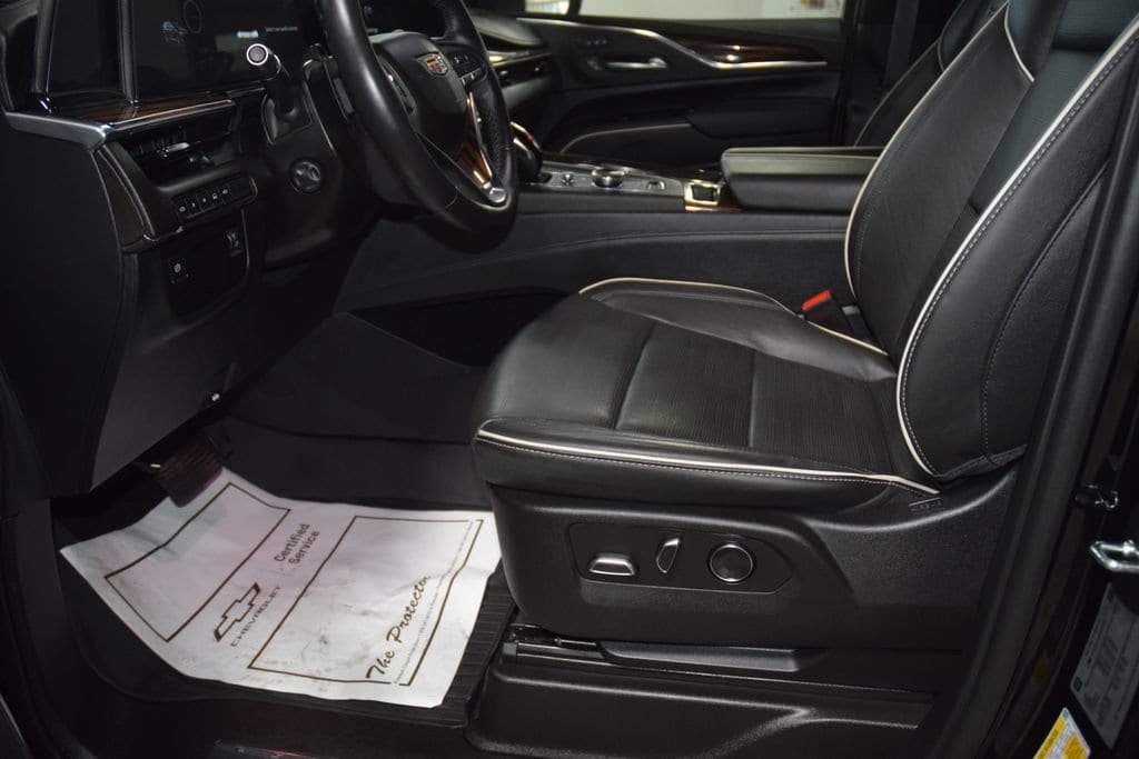 2024 Cadillac Escalade ESV Premium Luxury - Photo 41