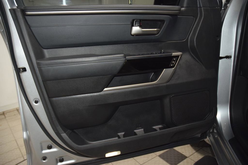2024 Toyota Tundra Limited - Photo 47