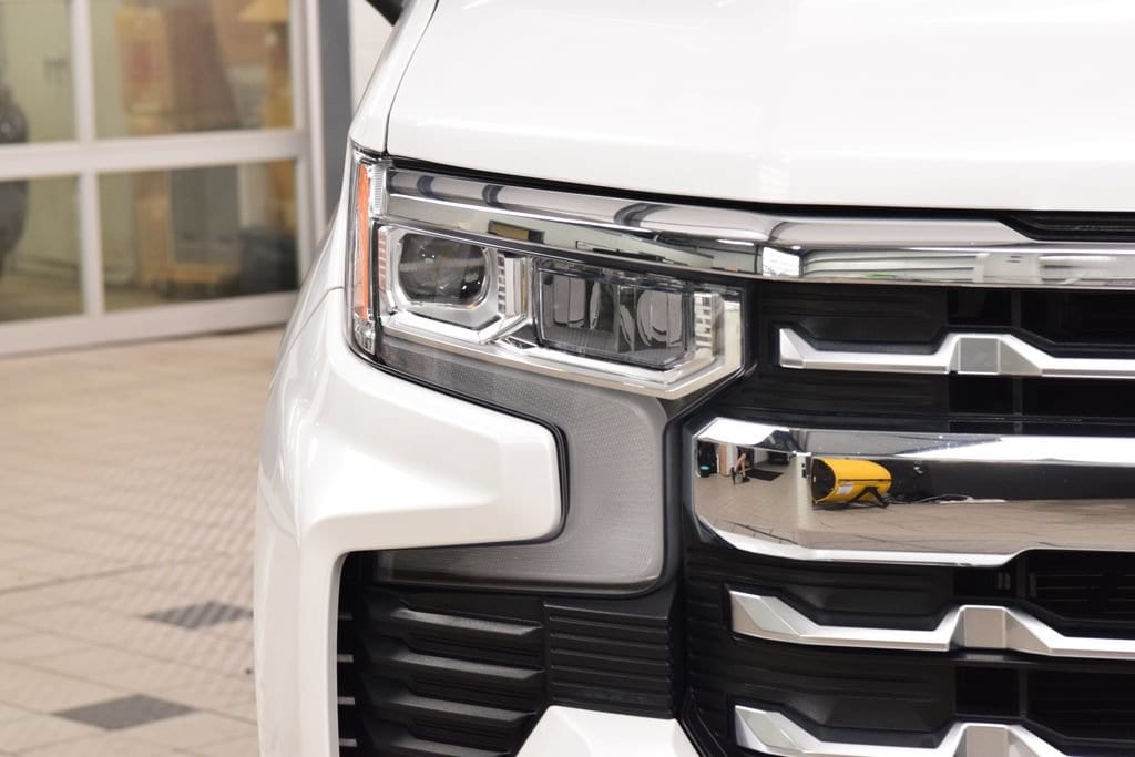 2022 Chevrolet Silverado 1500 LTZ - Photo 12