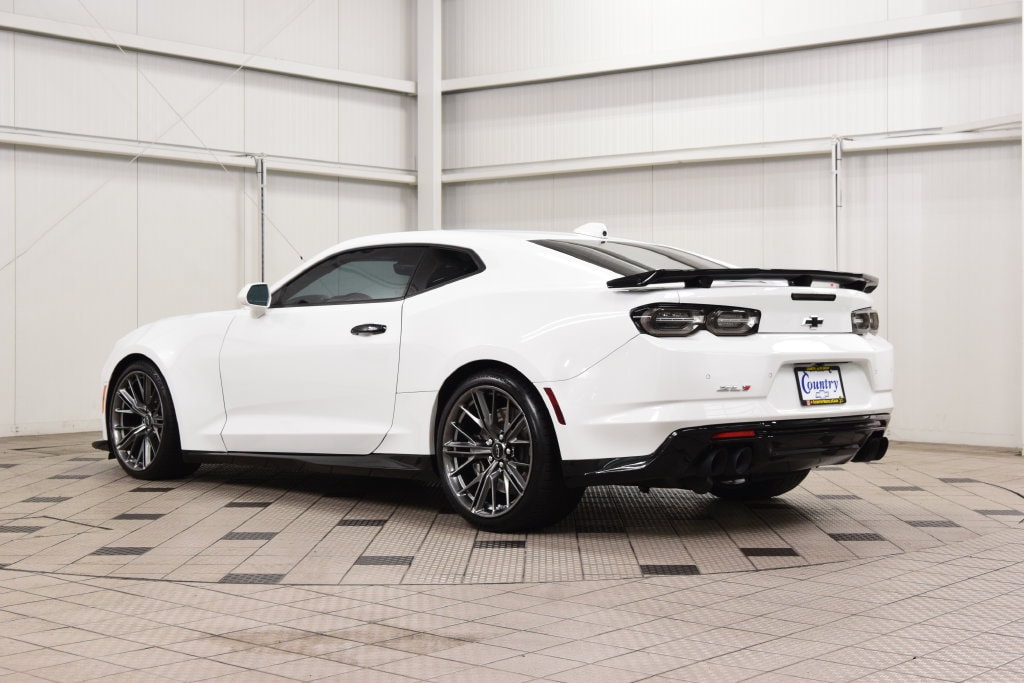 2023 Chevrolet Camaro ZL1 - Photo 6